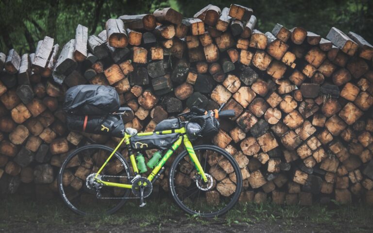 The Best Accessories for Long-Distance Bicycle Tours